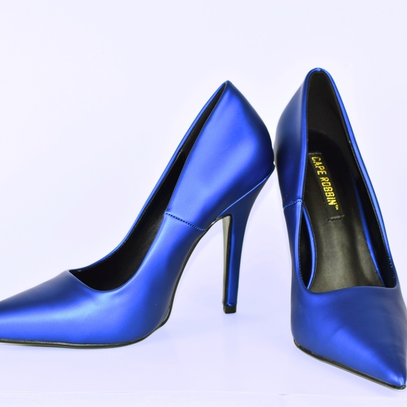 High Heels - Picture 8 of 8